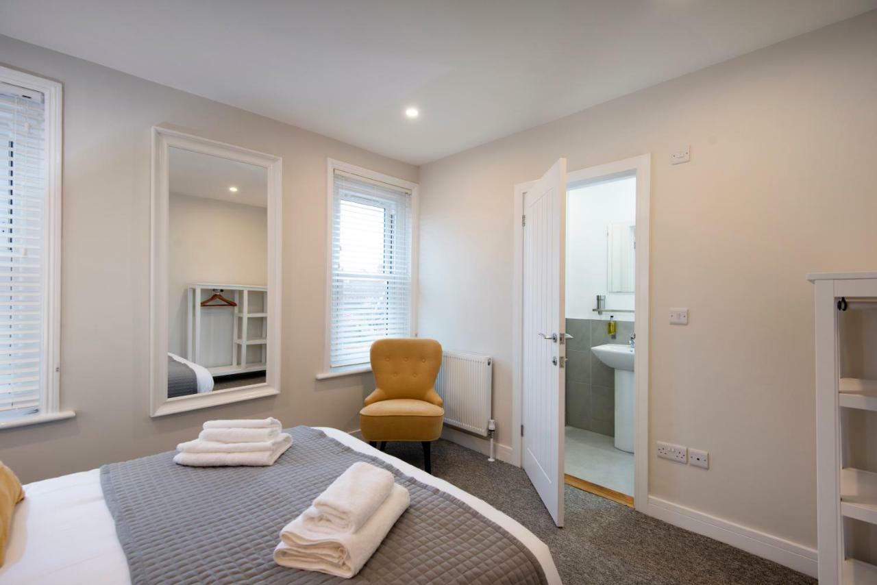 Flat D - Modern, Top Floor, 2 Bedroom, 2 Bathroom Apartment In Central Southsea, Portsmouth Exteriér fotografie